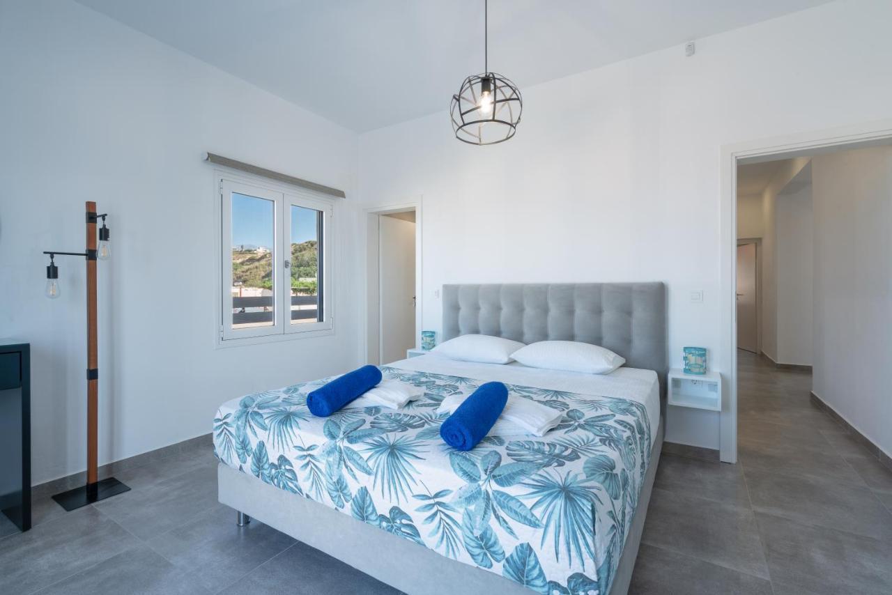 Mira Sea View Residence Chrissi Akti Chania Exterior foto