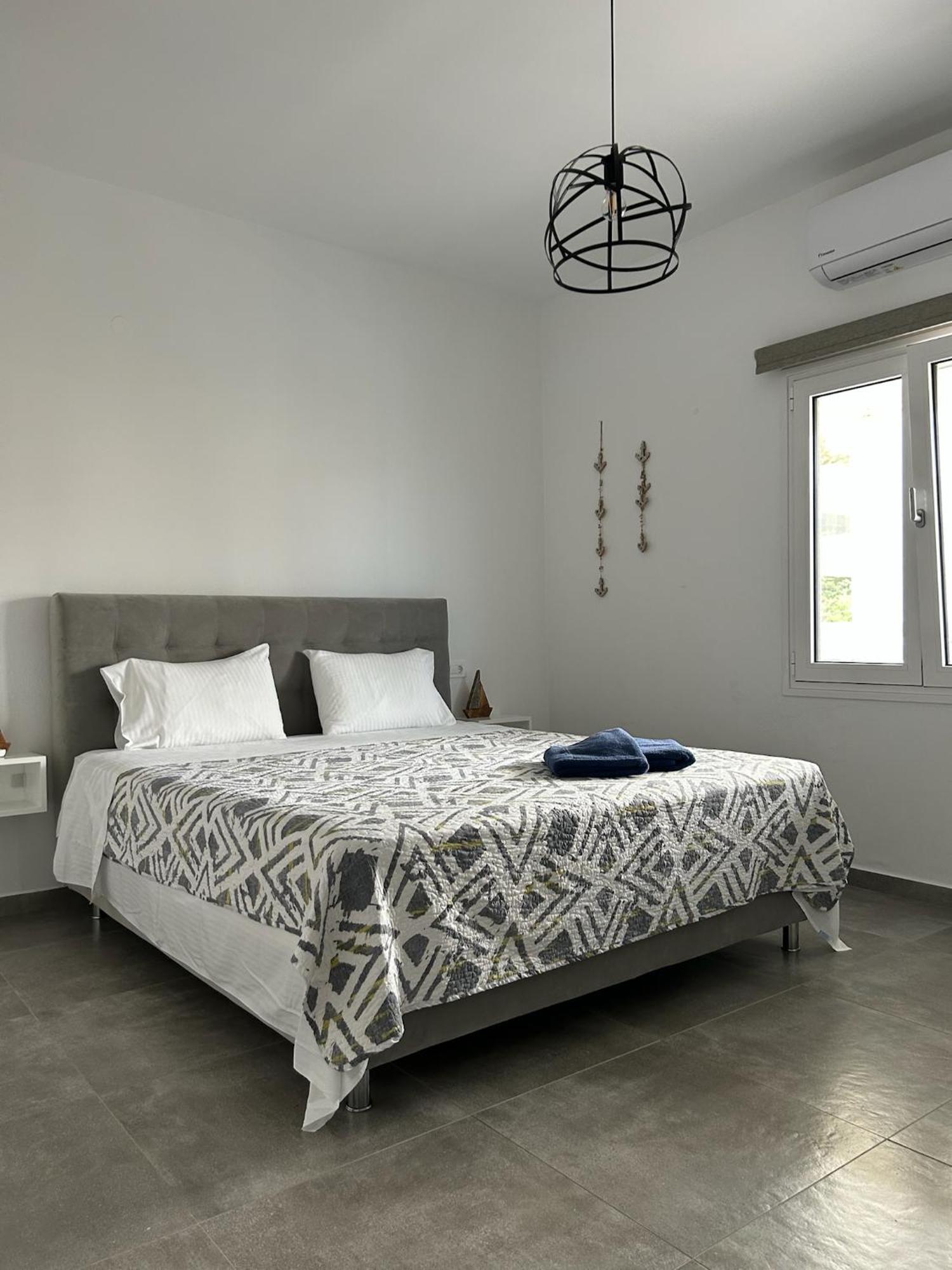 Mira Sea View Residence Chrissi Akti Chania Exterior foto